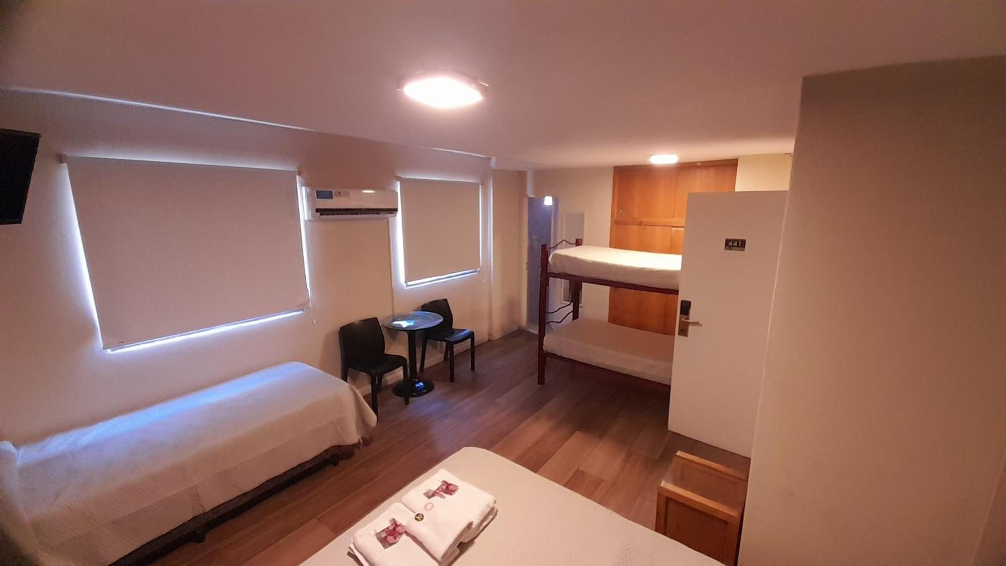 Hotel Alto Parana Кордоба Екстериор снимка