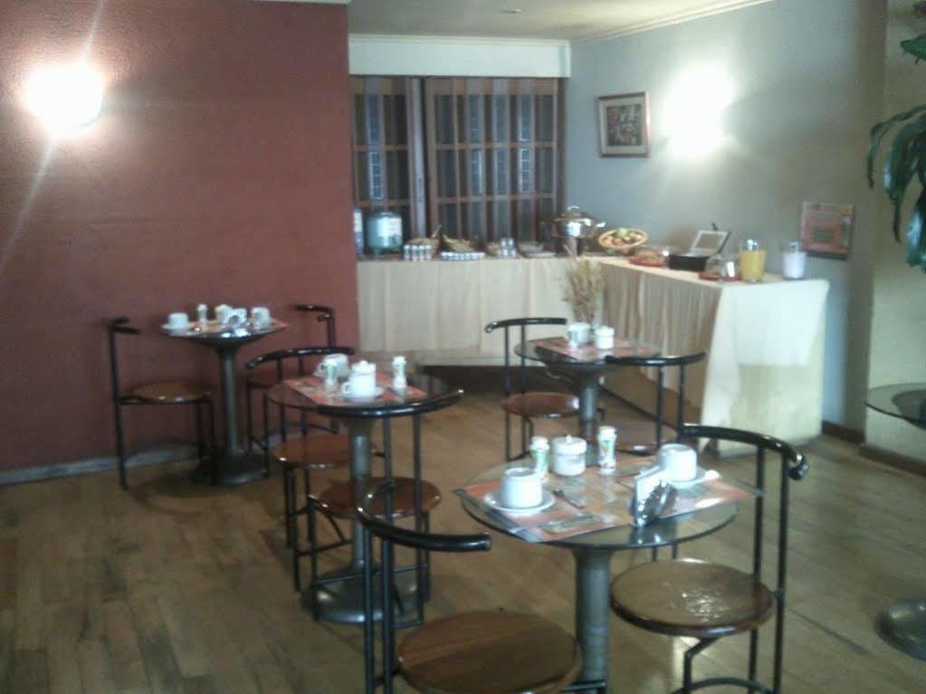 Hotel Alto Parana Кордоба Екстериор снимка